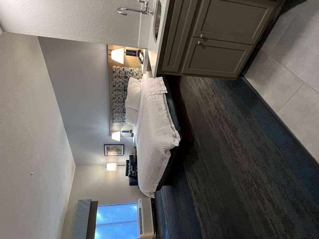 Hampton Inn Камминг Номер фото