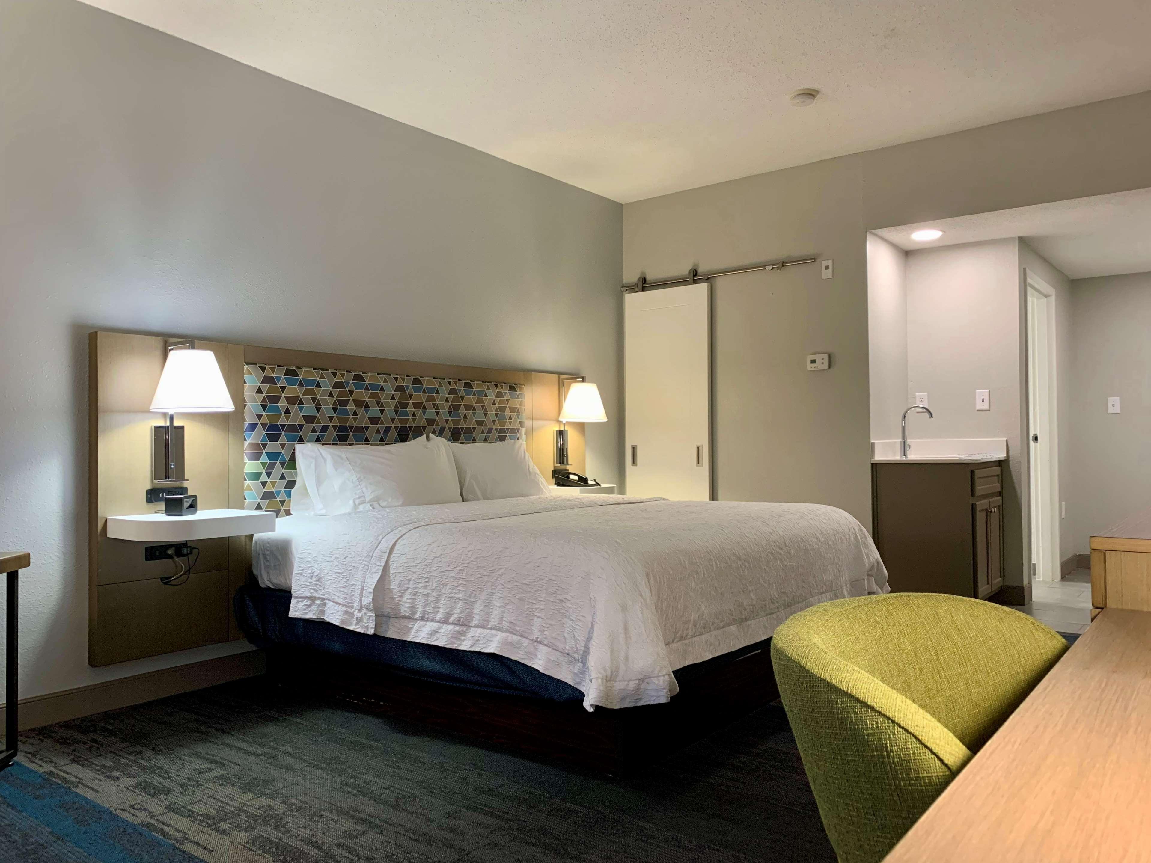 Hampton Inn Камминг Экстерьер фото