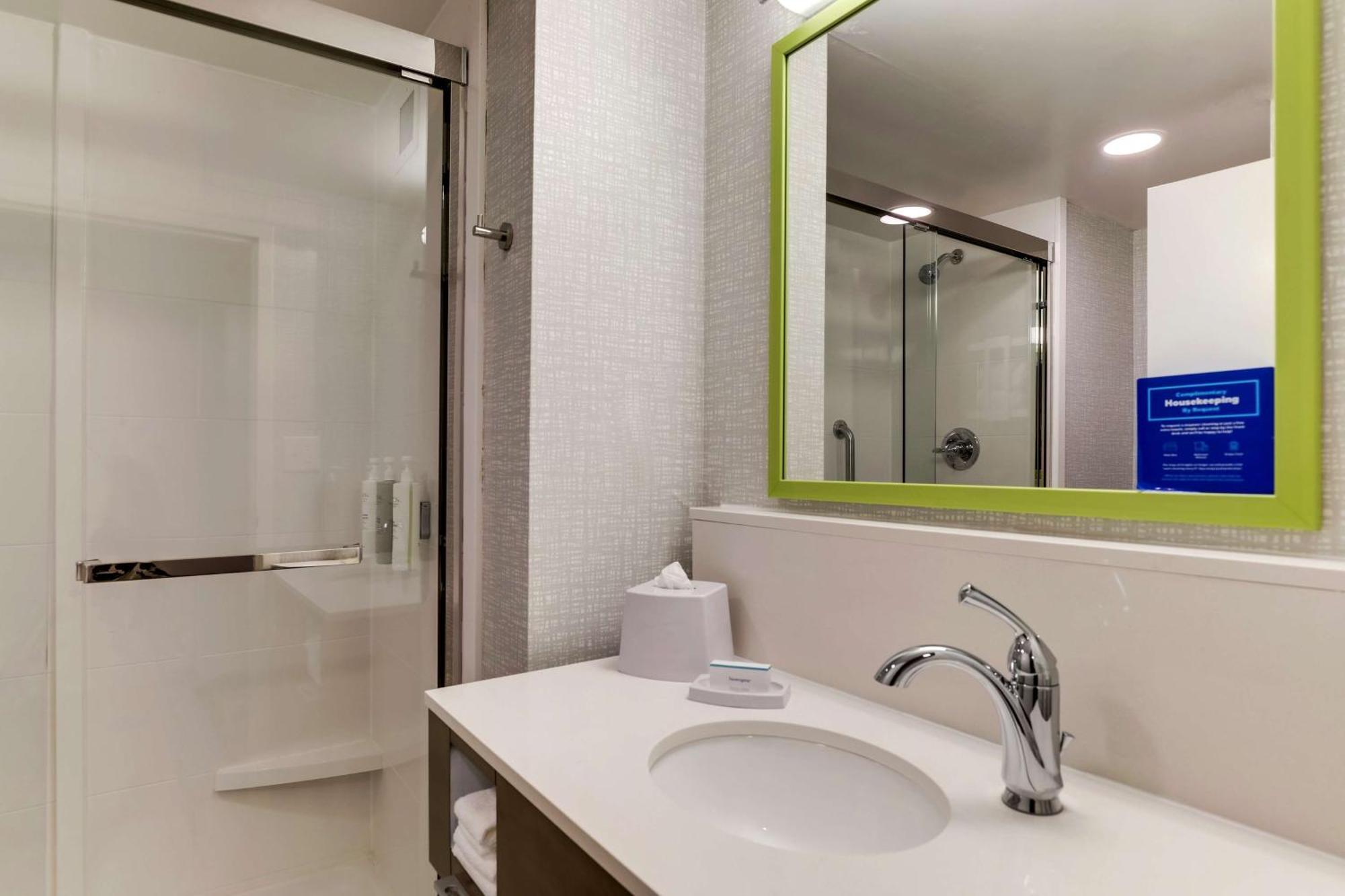 Hampton Inn Камминг Экстерьер фото