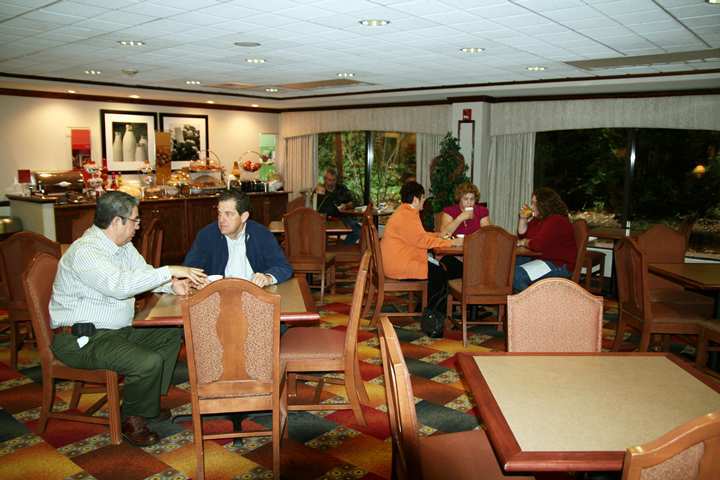 Hampton Inn Камминг Ресторан фото